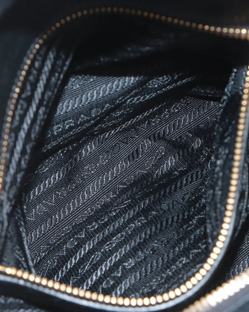 Pre-Owned Prada Vitello Phenix Bucket Bag