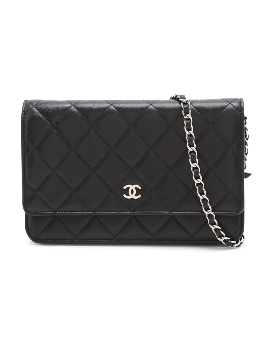 Pre-Owned Chanel Classic Wallet-on-Chain
