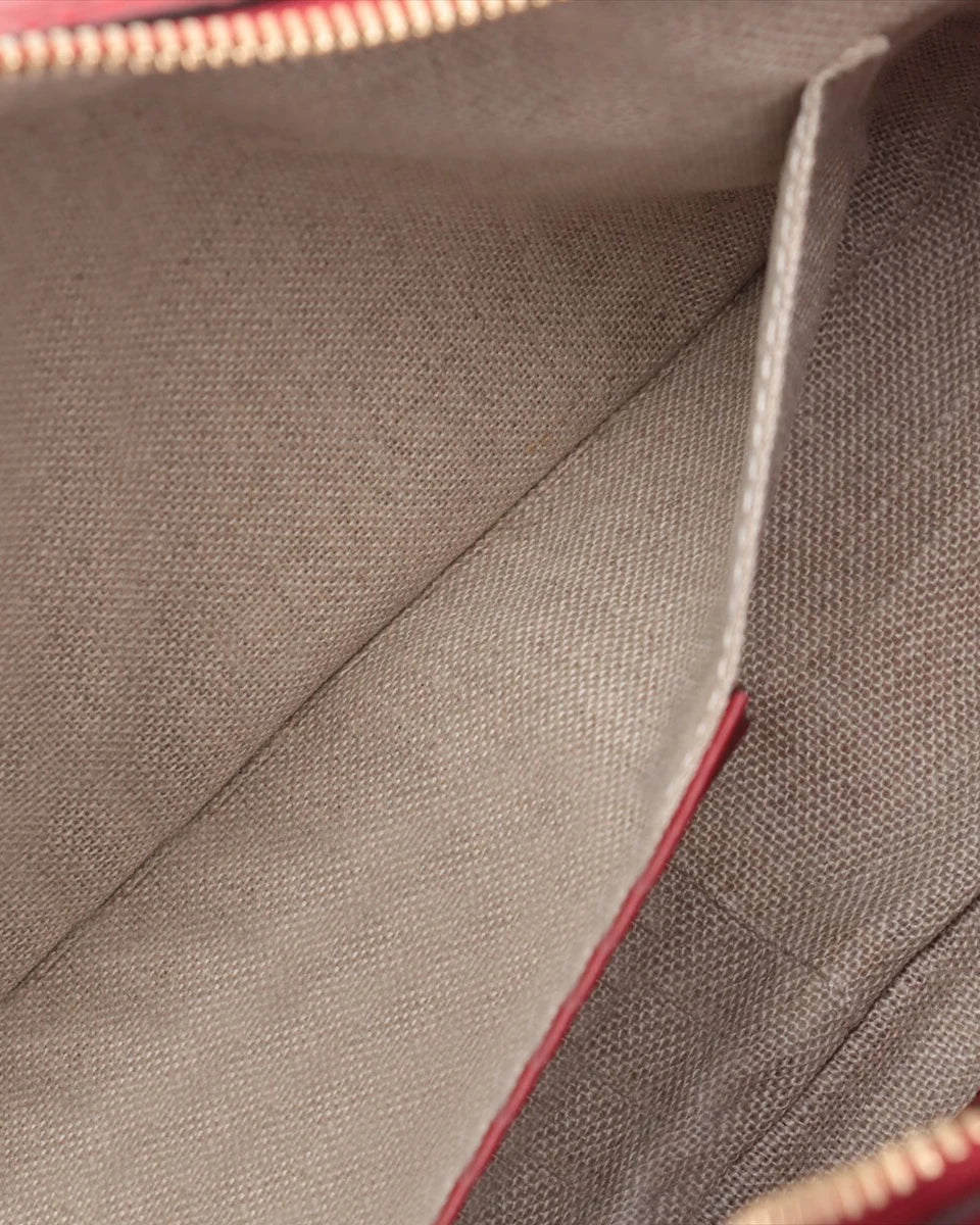 Pre-Owned Gucci Microguccissima Bree Crossbody Bag