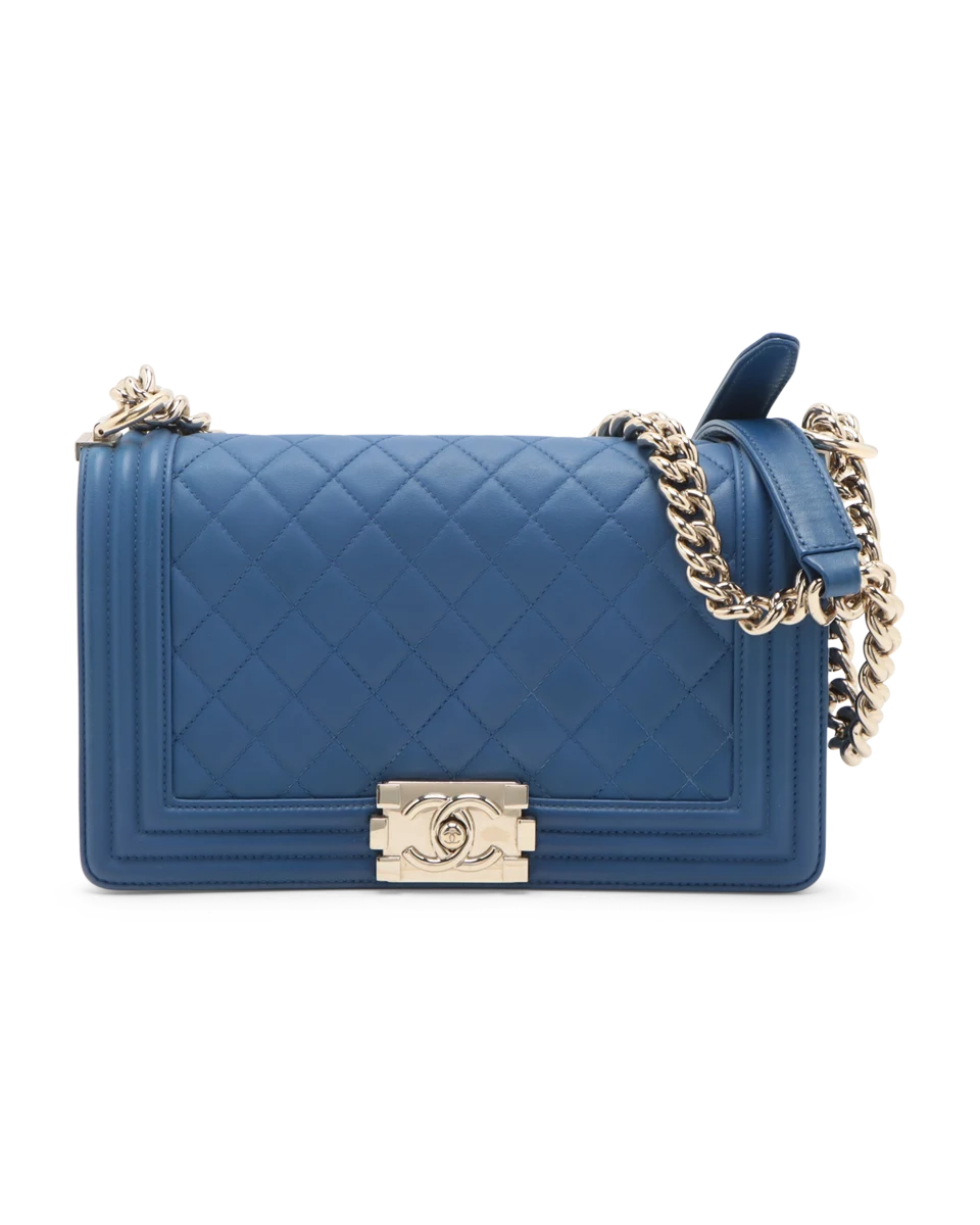Pre-Owned Chanel Quilted Medium Boy