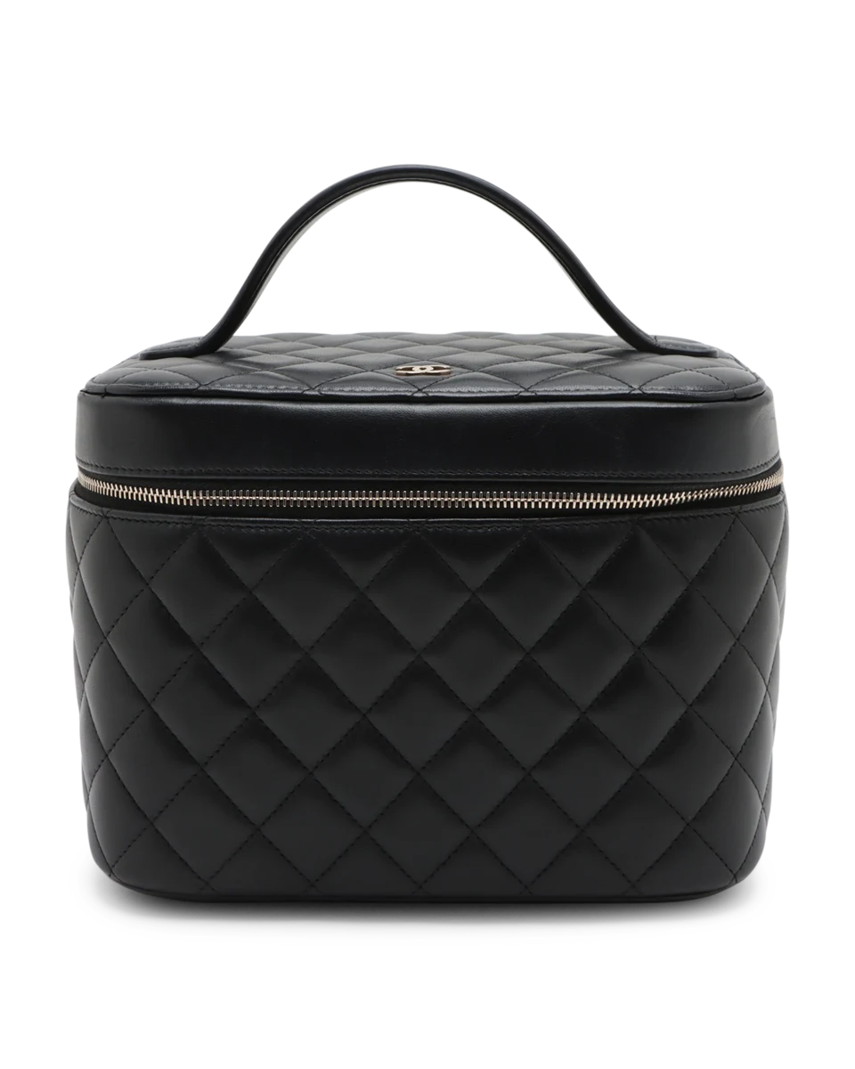 Pre-Owned Chanel Quilted Vanity Case