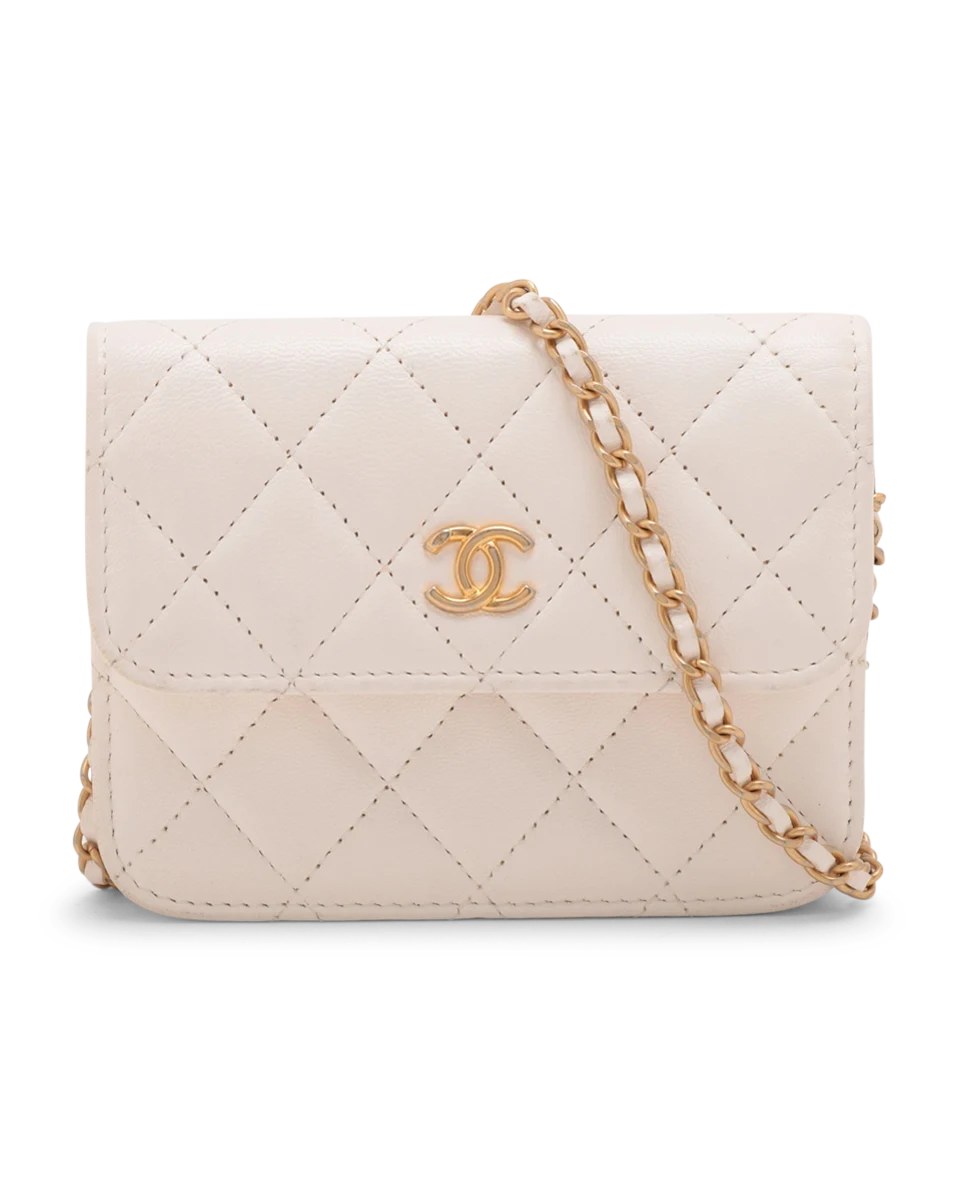 Pre-Owned Chanel Quilted Pearl Crush Clutch With Chain