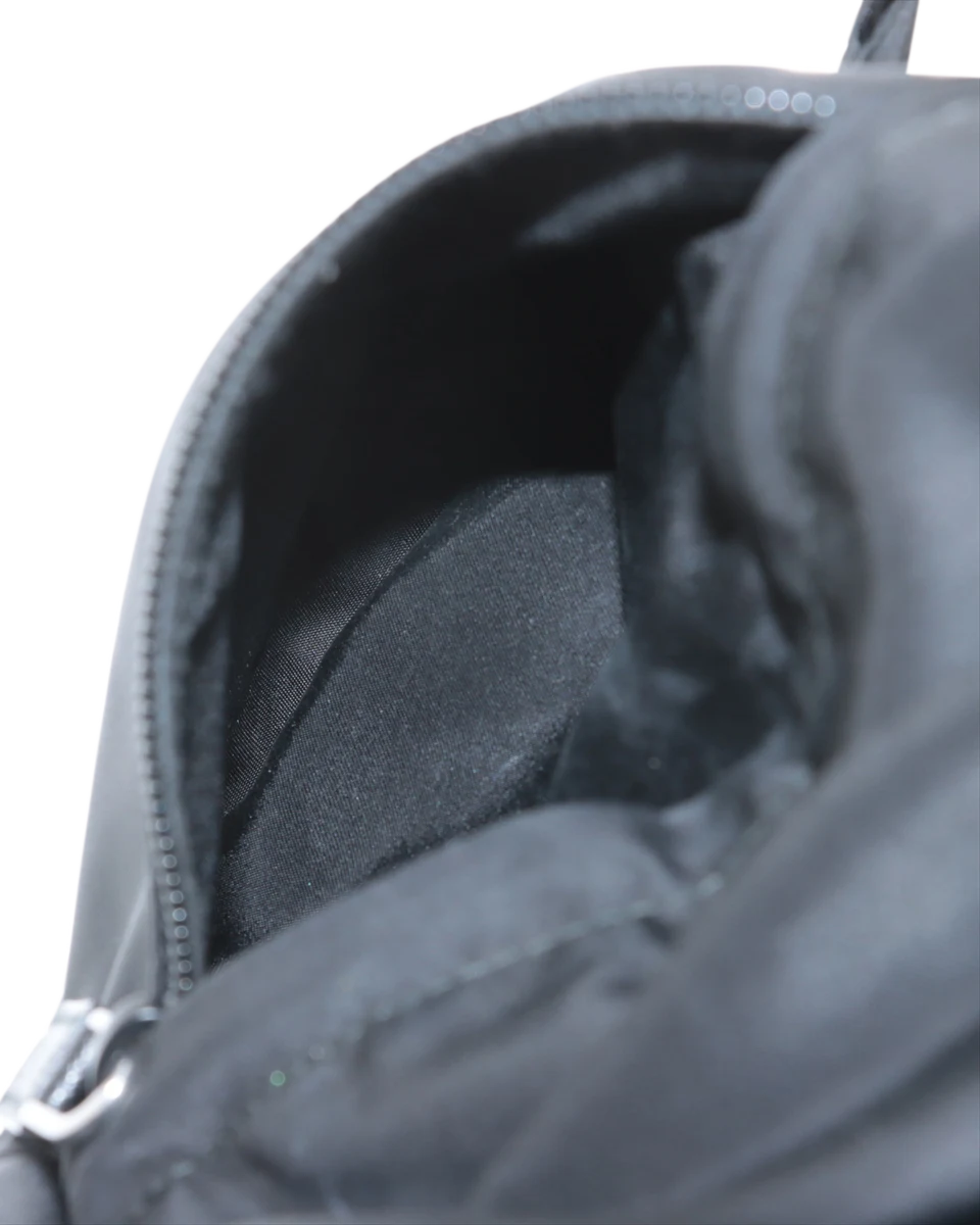 Pre-Owned Prada Tessuto Backpack