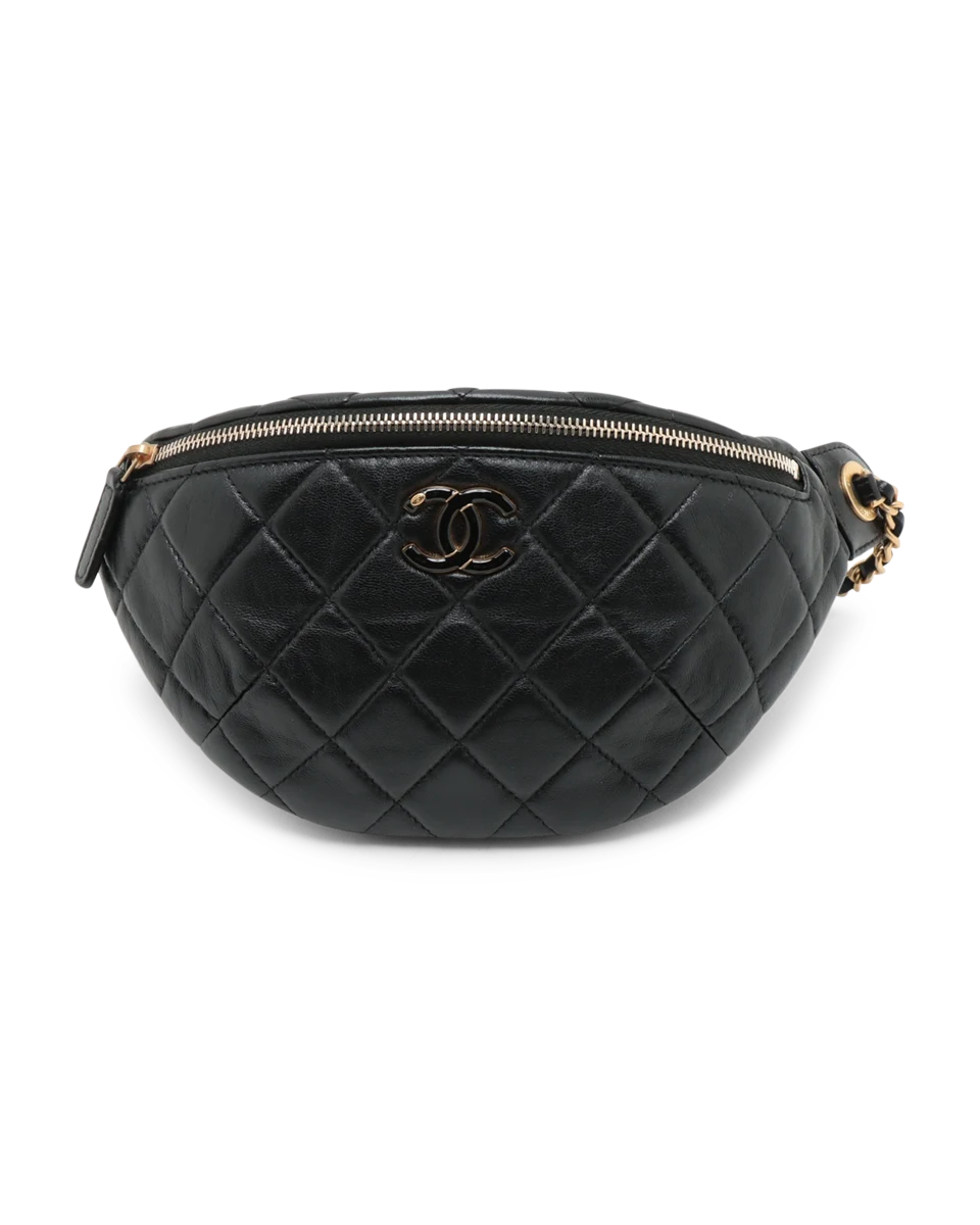 Pre-Owned Chanel Enamel Quilted Waist Bag