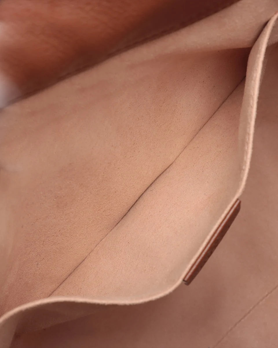 Pre-Owned Gucci Small Diana Tote