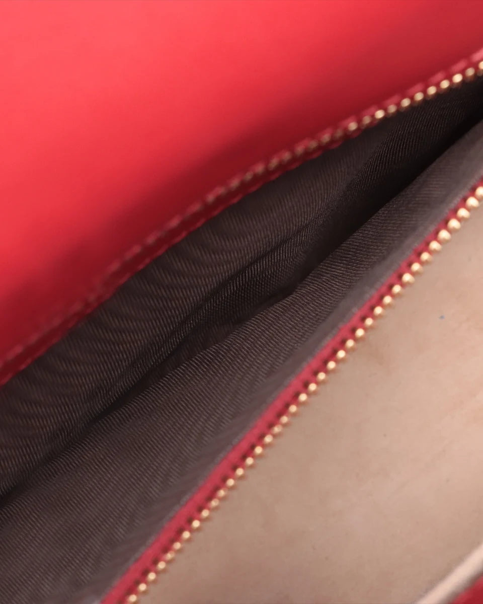 Pre-Owned Gucci Small Sylvie Shoulder Bag