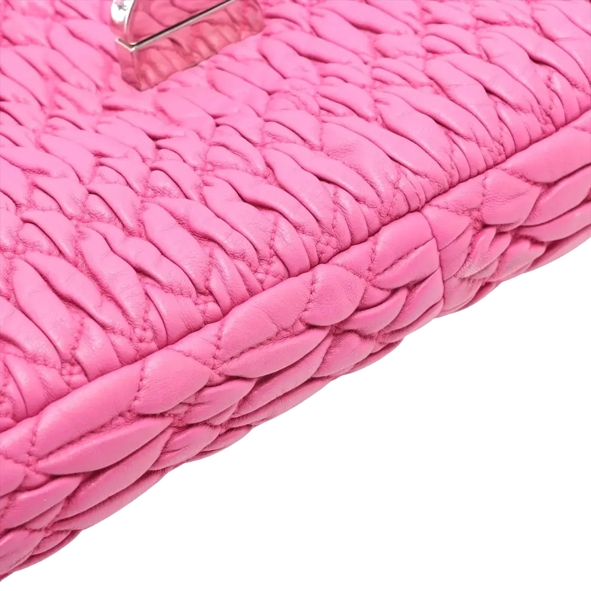 Pre-Loved Crystal Matelassé Shoulder Bag Matelassé Leather with Silver Hardware, Pink
