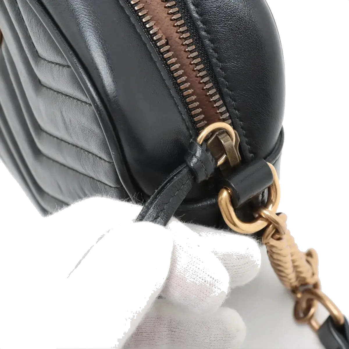 Pre-Loved GG Marmont Matelassé Camera Bag Crossbody Bag Quilted Leather Small with Aged Gold Hardware, Black
