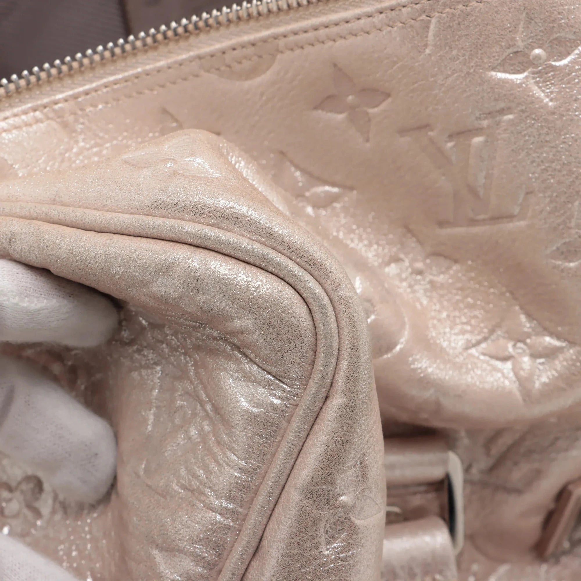 Pre-Loved Shimmer Comète Shoulder Bag Monogram Leather with Silver Hardware, Pink