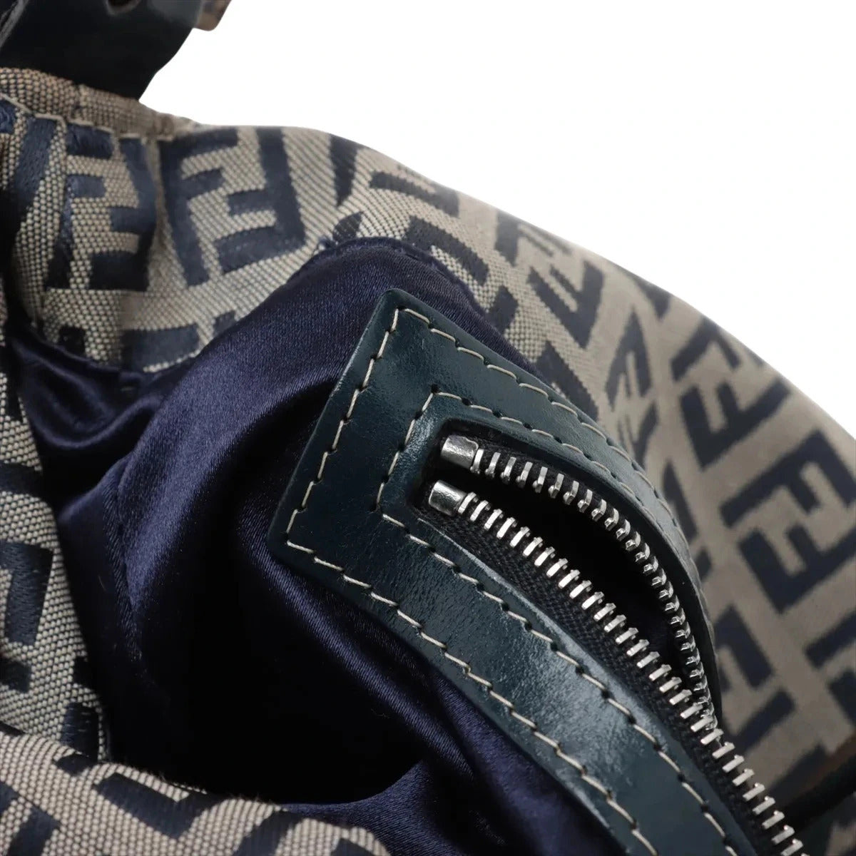 Pre-Loved Mamma Baguette Shoulder Bag Zucchino Coated Canvas with Silver Hardware, Grey / Navy