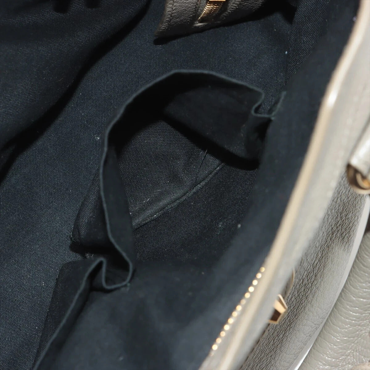 Pre-Loved Classic Metallic Edge City Handbag Leather with Gold Hardware, Gray