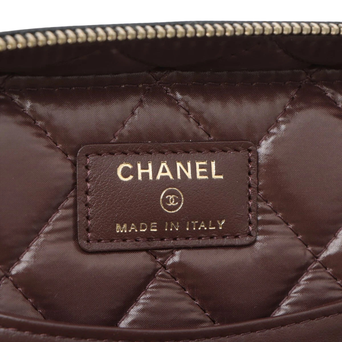 Pre-Loved CC Filigree Vanity Case Vanity Case Quilted Leather Small with Silver Hardware, Black