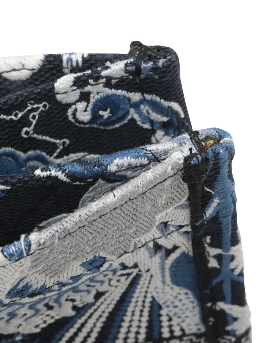 Pre-Loved Book Tote Tote Canvas Embroidered Medium, Blue and White