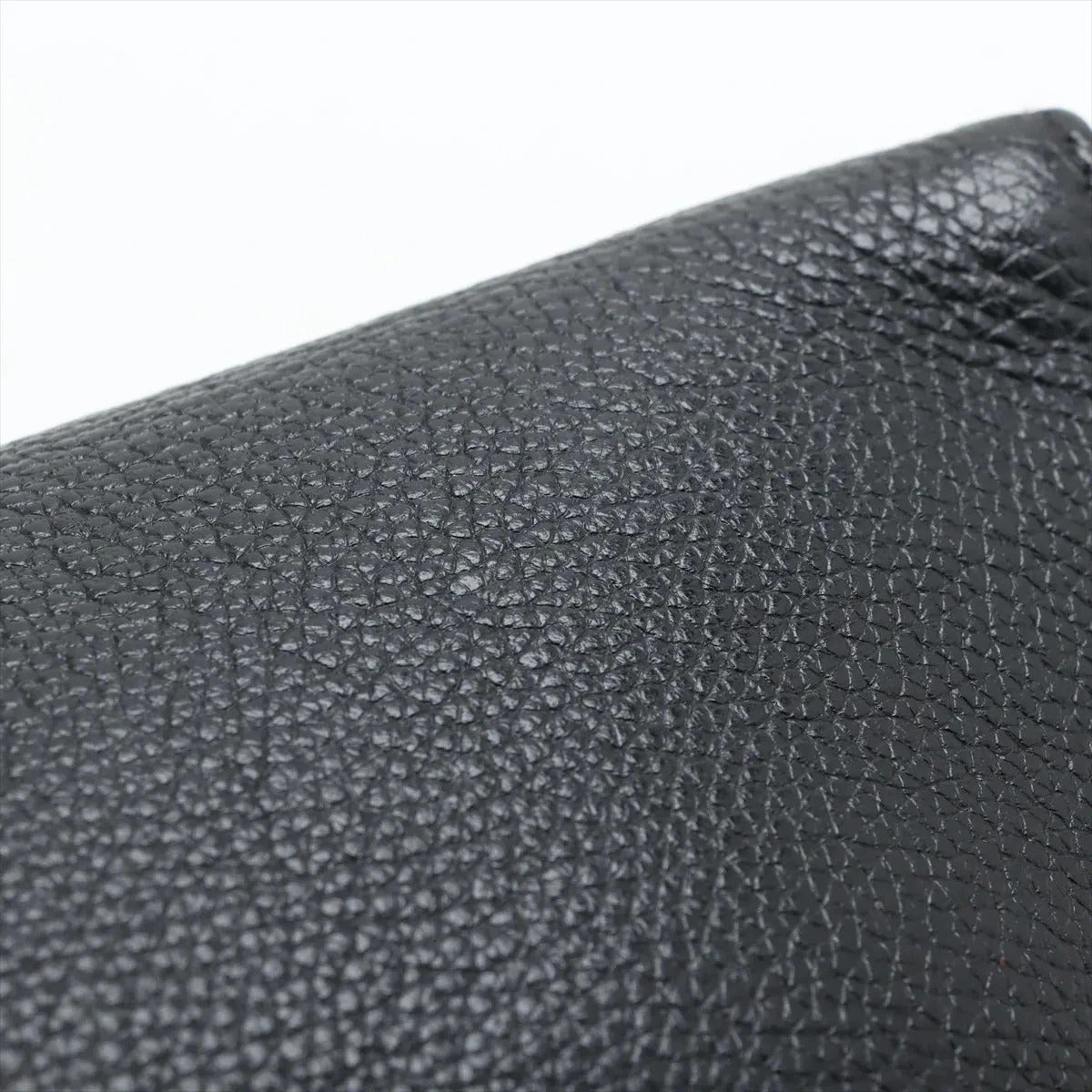 Pre-Loved Cabas Phantom Tote Leather Medium with Gold Hardware, Black
