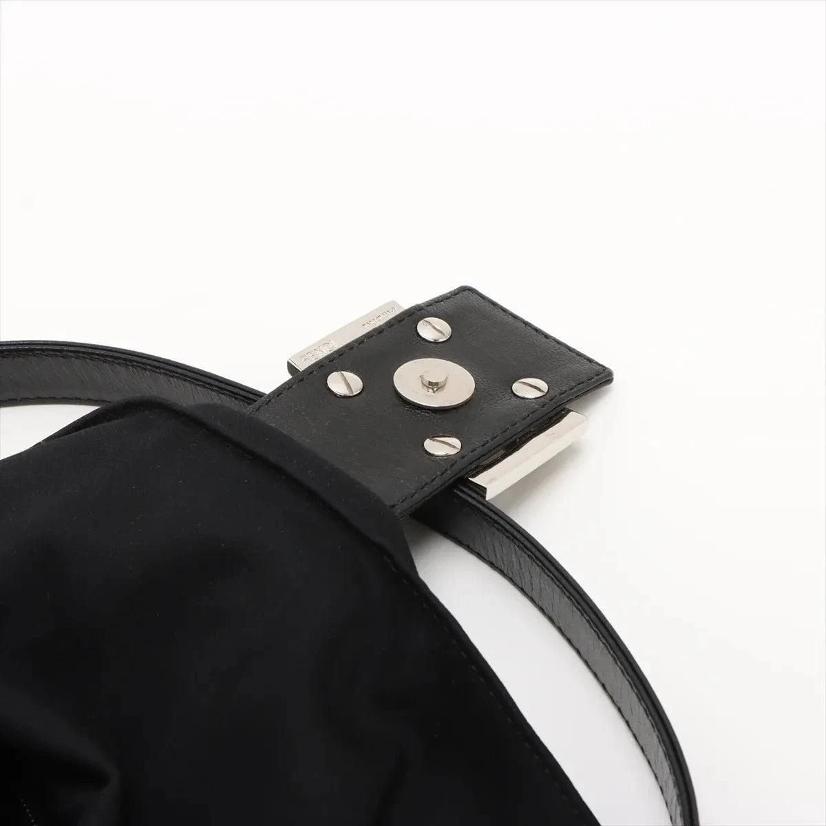 Pre-Loved Mamma Baguette Shoulder Bag Plain Canvas with Silver Hardware, Black