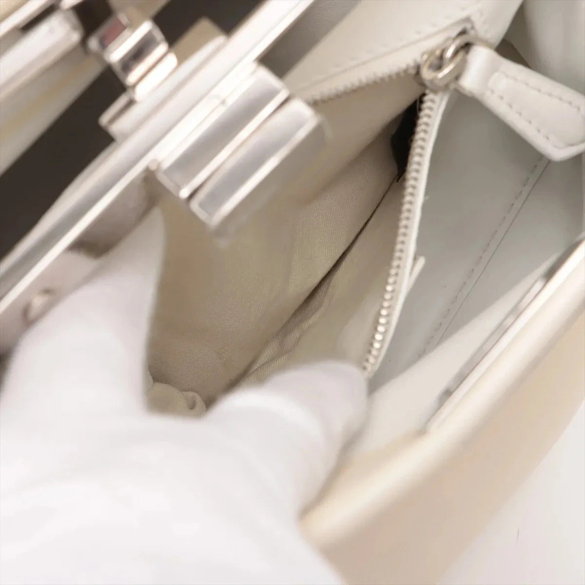 Pre-Loved Peekaboo Handbag Leather Mini with Silver Hardware, Ivory