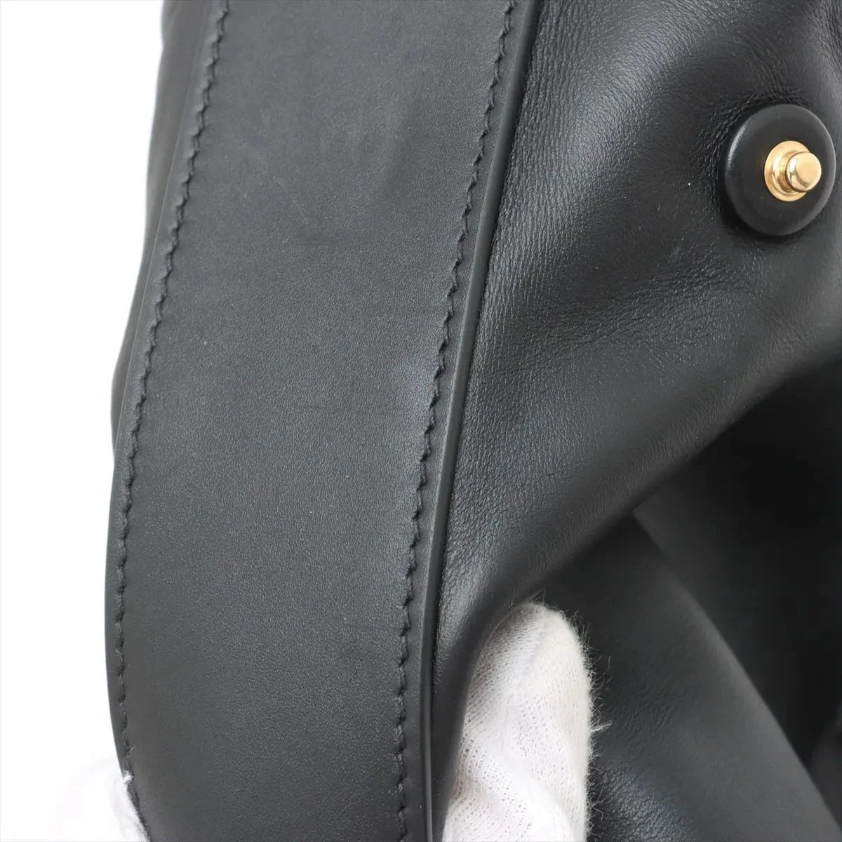 Pre-Loved Nappa Leather Hobo Shoulder Bag Leather with Gold Hardware, Black