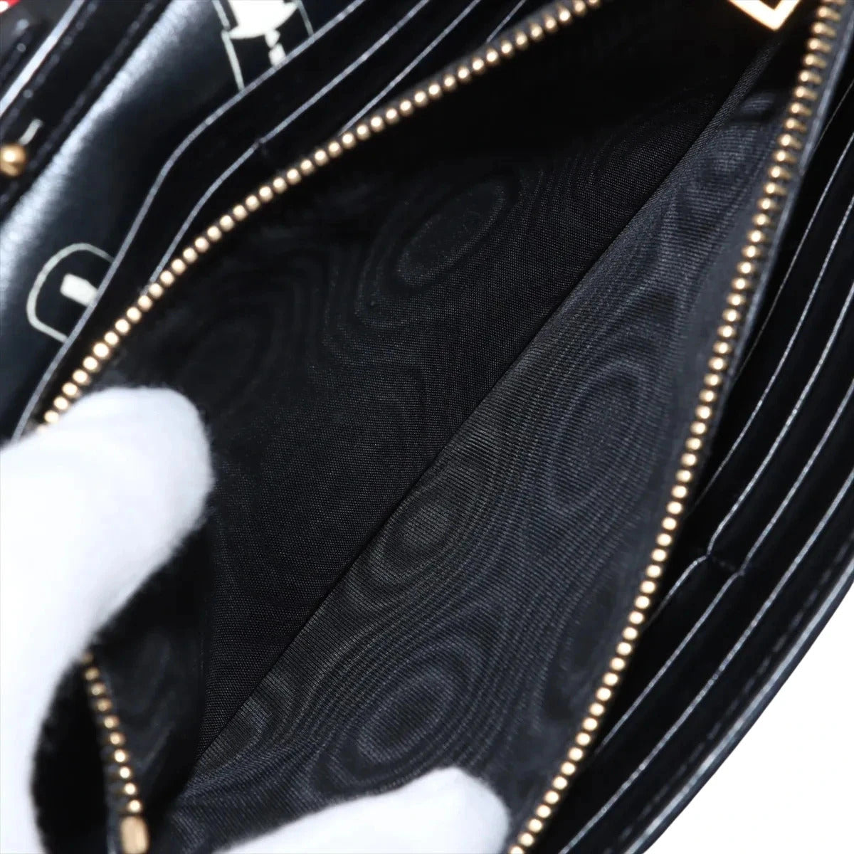 Pre-Loved Kate Chain Wallet Crossbody Bag Lipstick Print Leather Small with Gold Hardware, Black