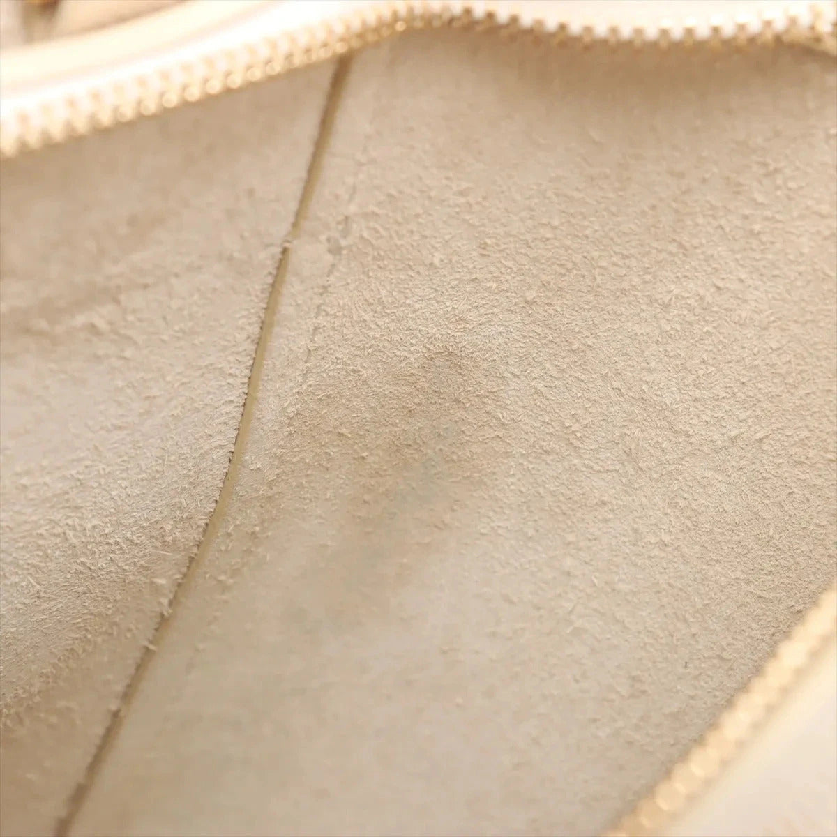Pre-Loved Belt Bag Handbag Leather Micro with Gold Hardware, Cream