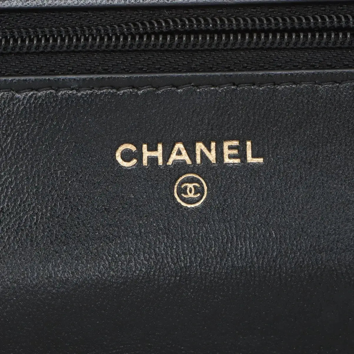 Pre-Loved Wallet on Chain Crossbody Bag Quilted Leather with Gold Hardware, Black