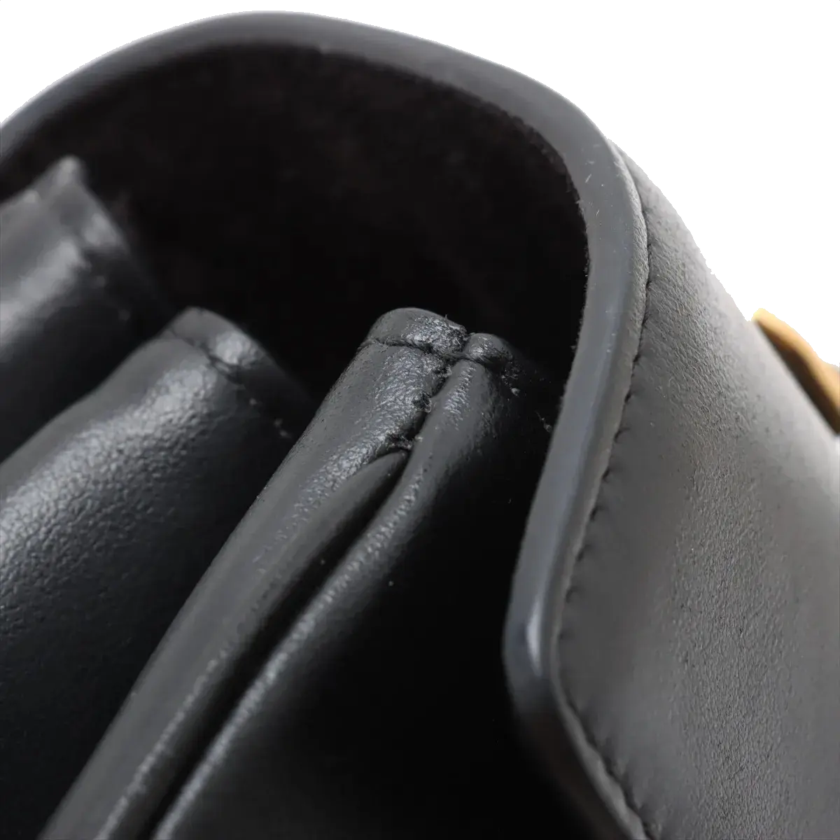 Pre-Loved 16 (Seize) Shoulder Bag Leather Medium with Gold Hardware, Black