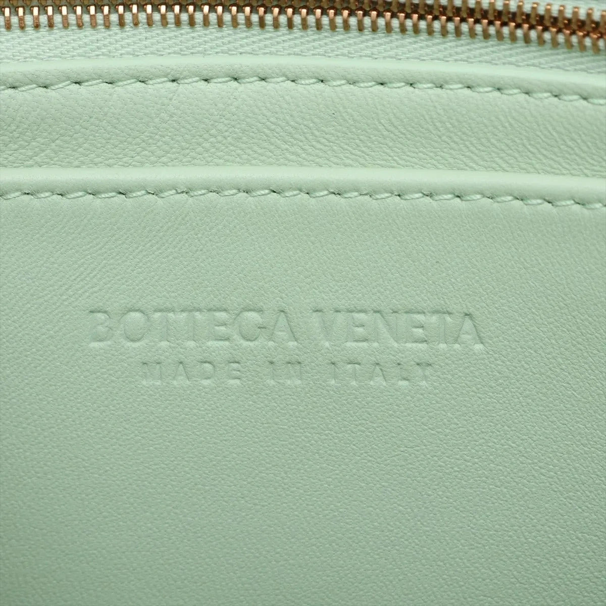 Pre-Loved Andiamo Tote Intrecciato Leather Small with Gold Hardware, Mint Green