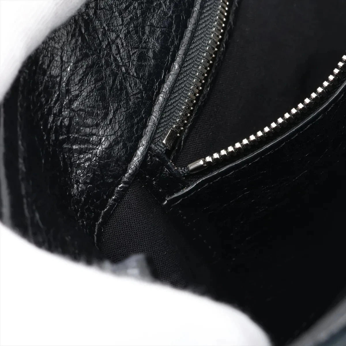 Pre-Loved Barbes East-West Shopper Tote Leather Small with Silver Hardware, Black