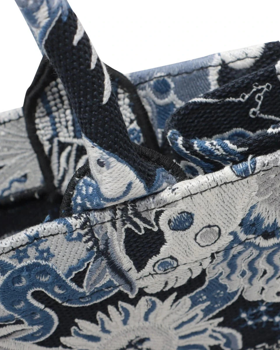 Pre-Loved Book Tote Tote Canvas Embroidered Medium, Blue and White