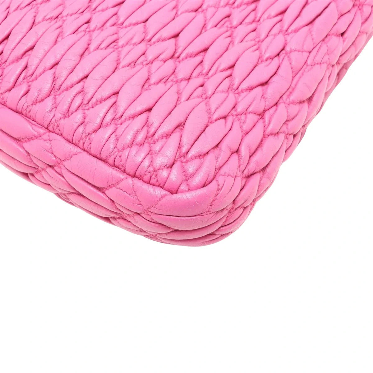 Pre-Loved Crystal Matelassé Shoulder Bag Matelassé Leather with Silver Hardware, Pink