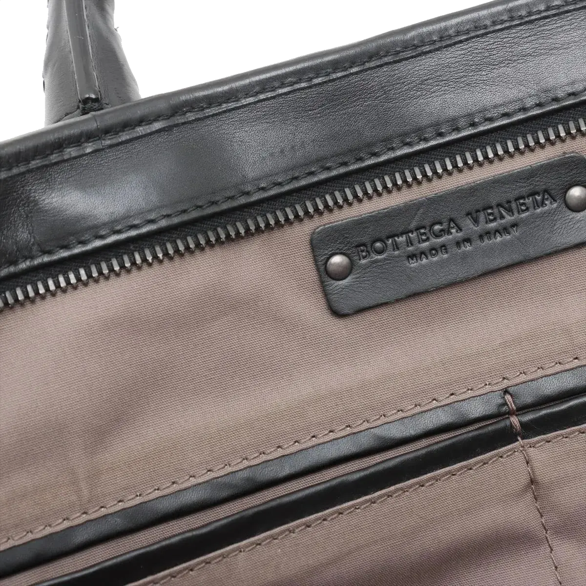 Pre-Loved Intrecciato Business Bag Briefcase Intrecciato Leather with Gunmetal Hardware, Black