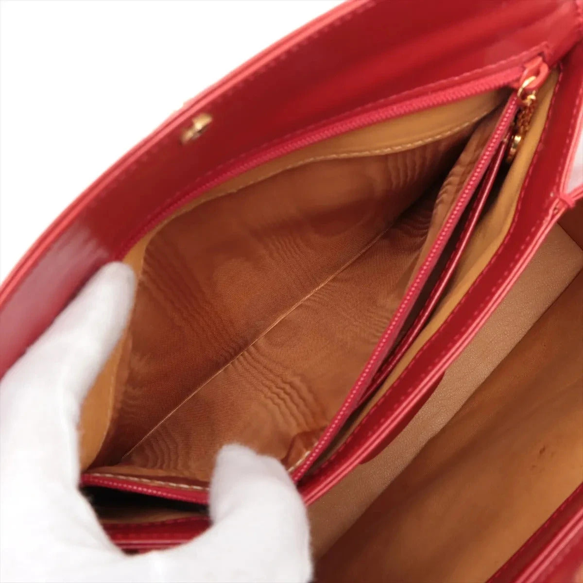 Pre-Loved Handbag Leather with Gold Hardware, Red