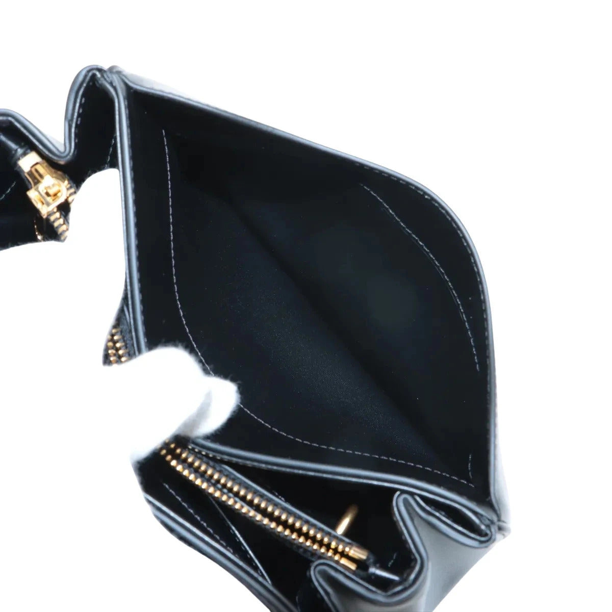 Pre-Loved 16 (Seize) Handbag Leather Small with Gold Hardware, Black
