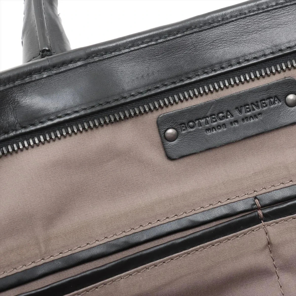 Pre-Loved Intrecciato Business Bag Briefcase Intrecciato Leather with Gunmetal Hardware, Black