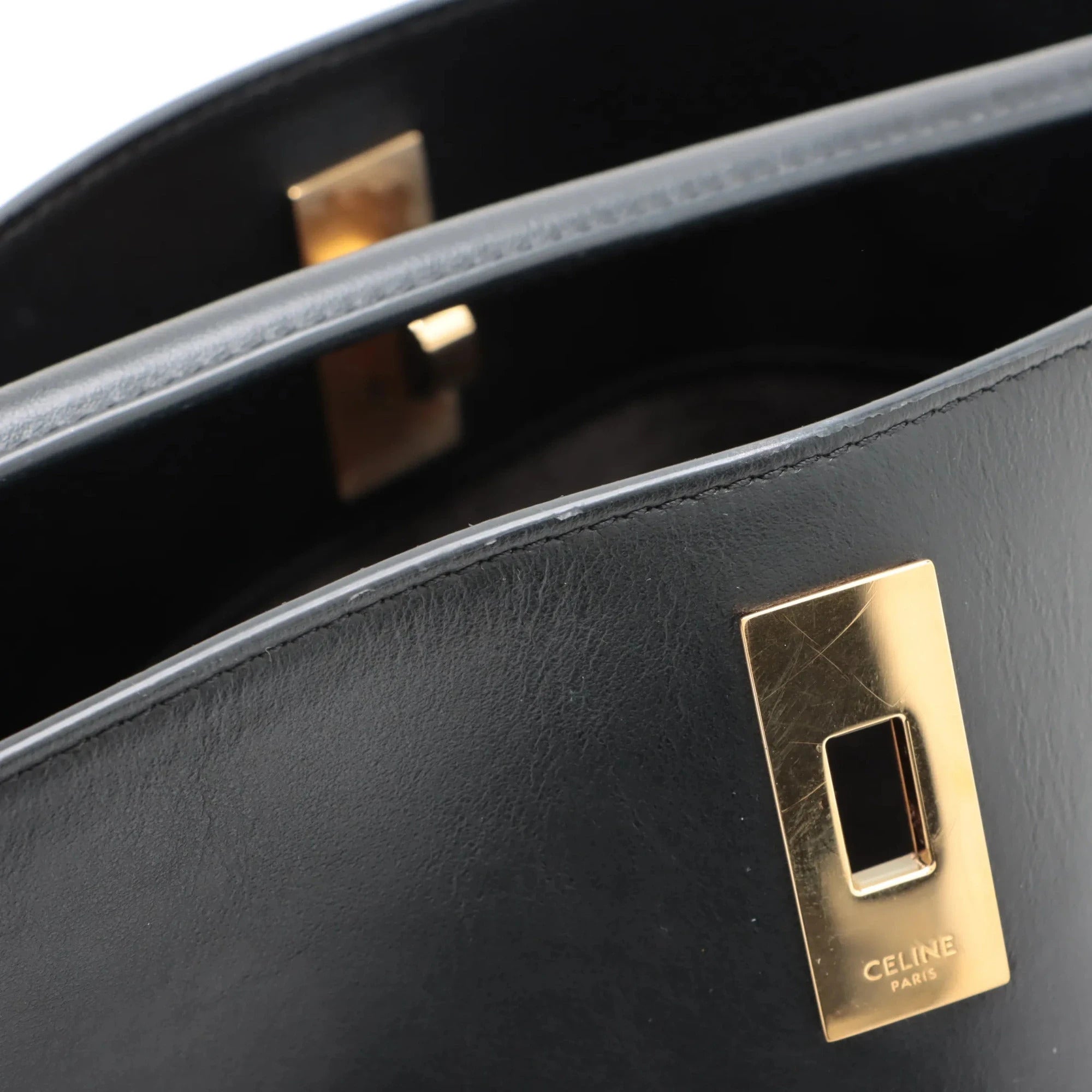 Pre-Loved Bucket 16 Bucket Bag Leather with Gold Hardware, Black