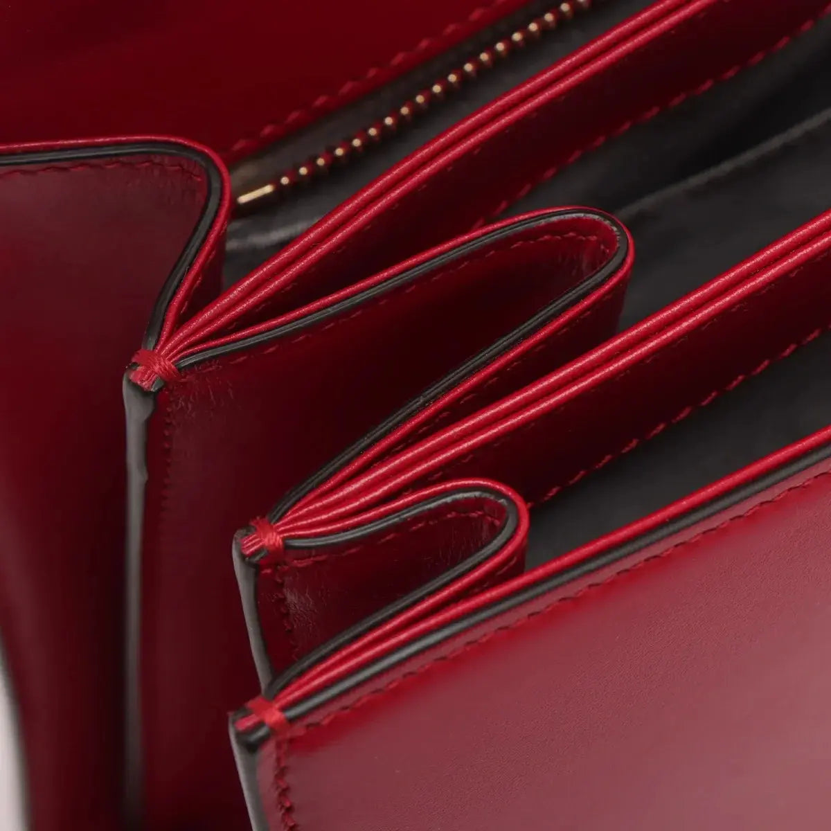 Pre-Loved Zumi Shoulder Bag Leather Small with Gold Hardware, Red