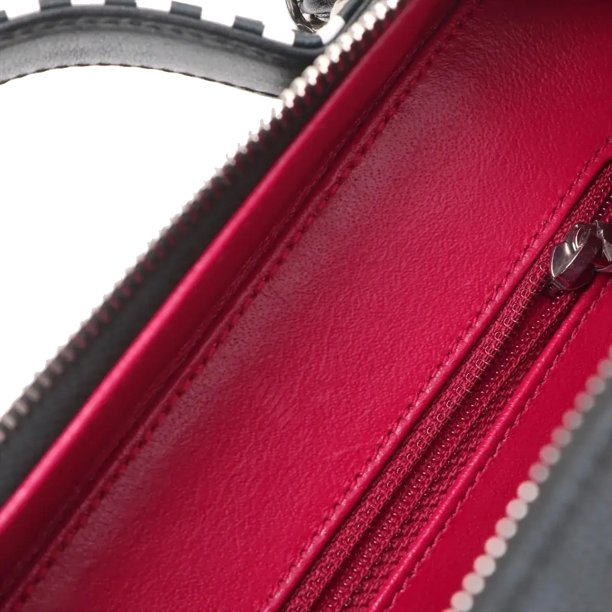 Pre-Loved CC Filigree Vanity Case Shoulder Bag Quilted Leather Medium with Silver Hardware, Black