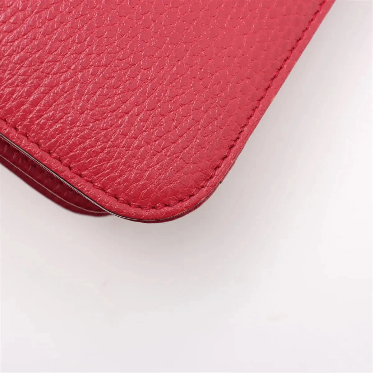 Pre-Loved Interlocking G Crossbody Bag Plain Leather with Gold Hardware Small, Red