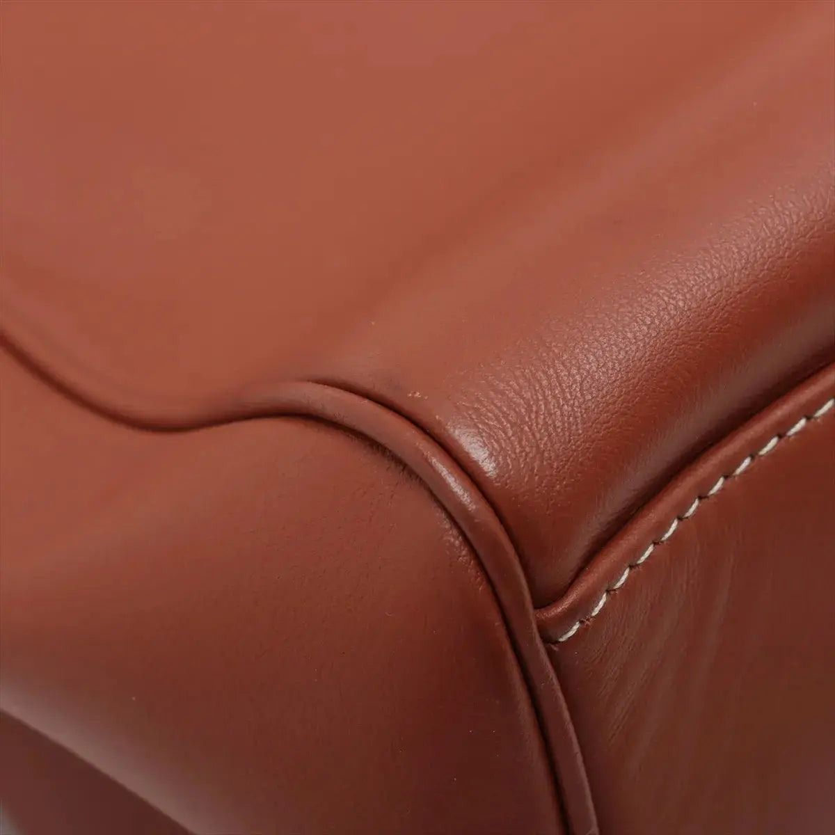 Pre-Loved Soft 16 Shoulder Bag Leather Large with Gold Hardware, Tan