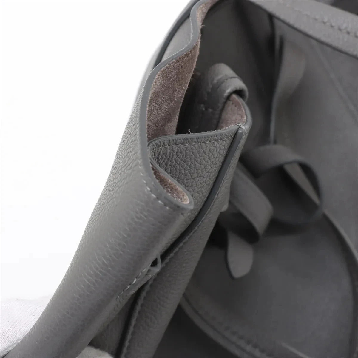 Pre-Loved Cabas Phantom Tote Leather Small with Gold Hardware, Gray