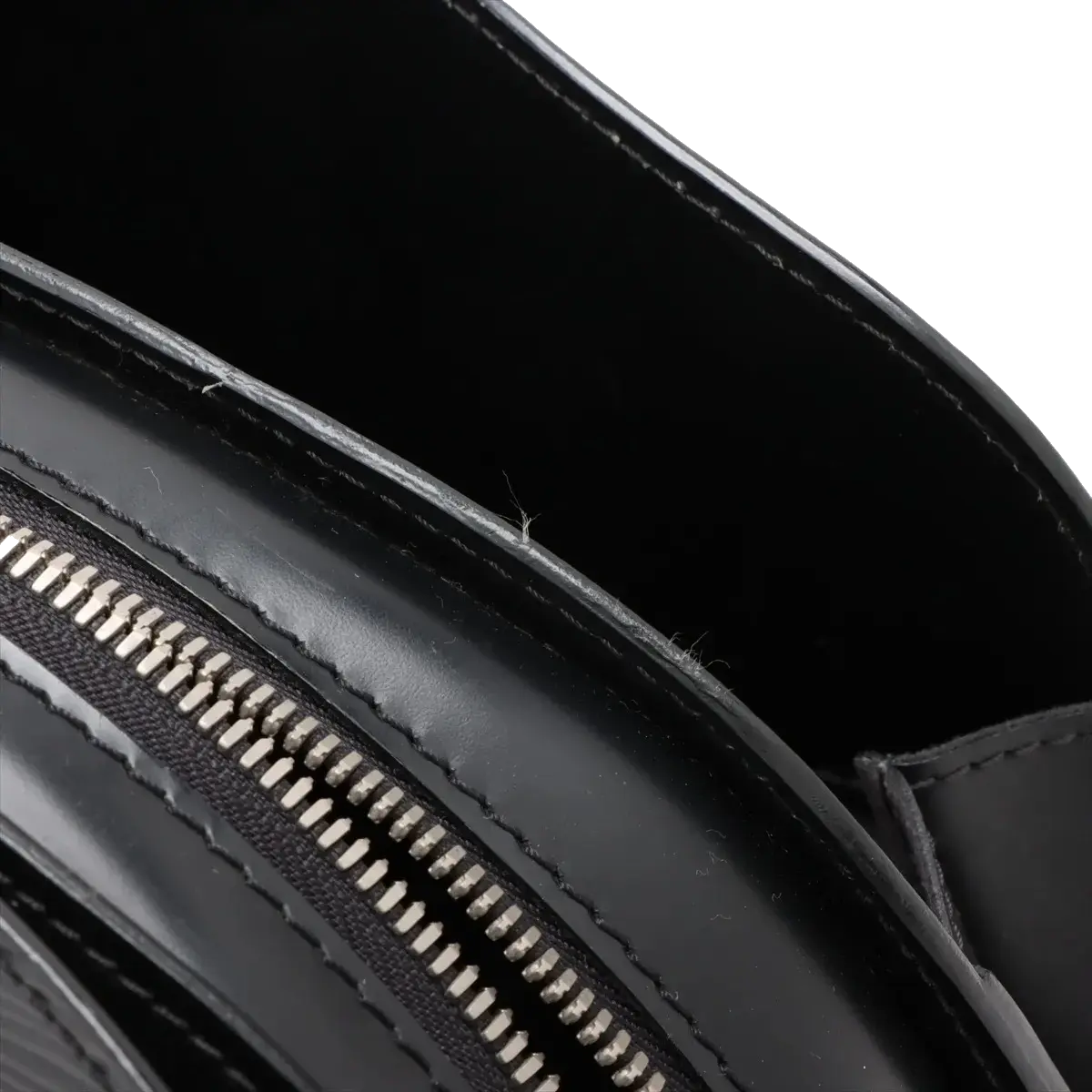Pre-Loved Pont Neuf Handbag Leather GM with Silver Hardware, Black