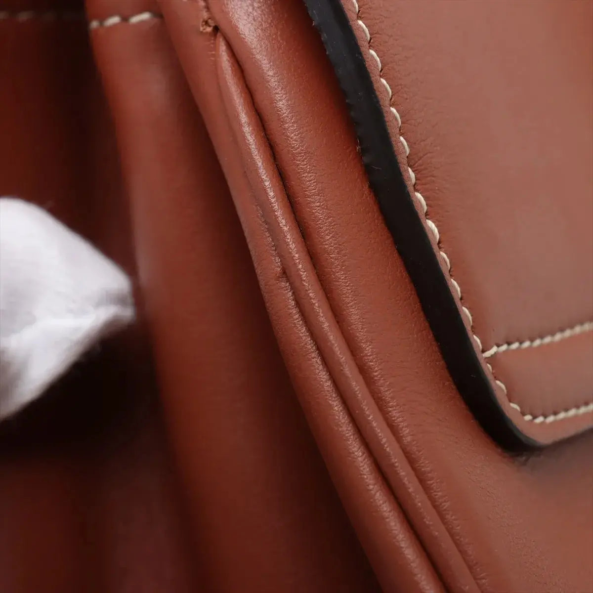 Pre-Loved Soft 16 Shoulder Bag Leather Large with Gold Hardware, Tan