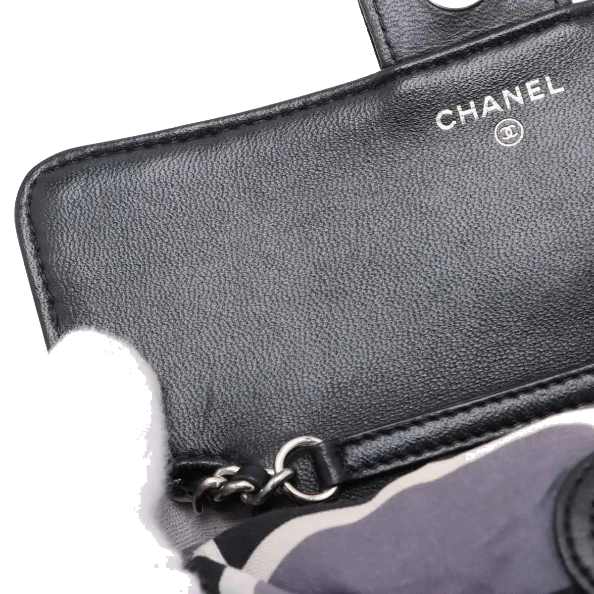 Pre-Loved Quilted Flap Bag with Foldable Tote Crossbody Bag Quilted Canvas Mini with Silver Hardware, Black