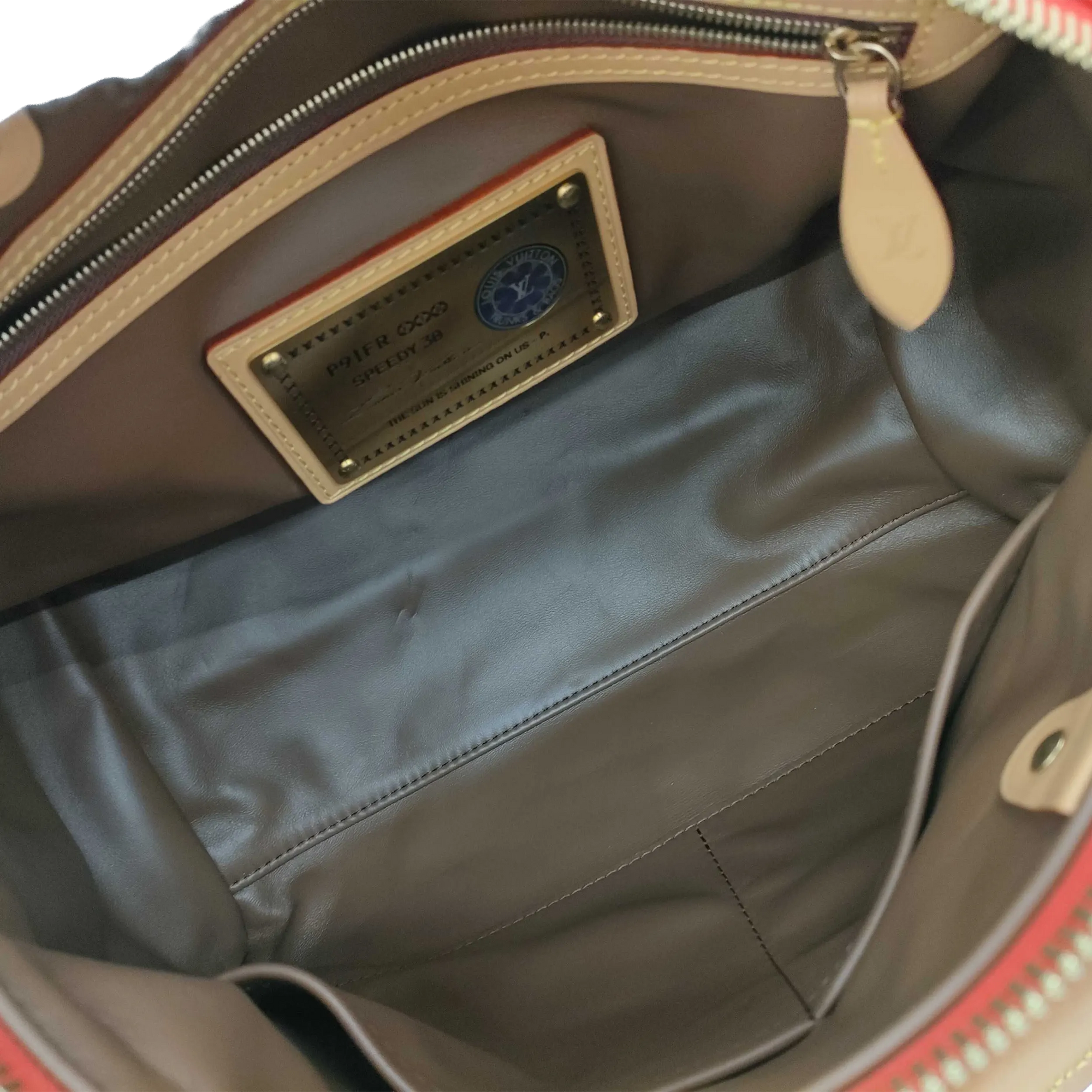 Pre-Owned Louis Vuitton P9 Speedy 30