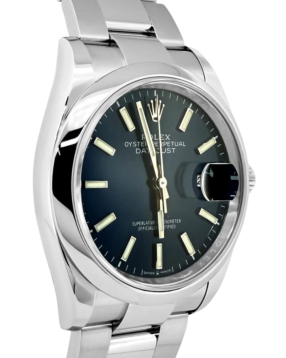 Rolex, Pre-Loved Datejust 126200, Automatic, Steel, 36
