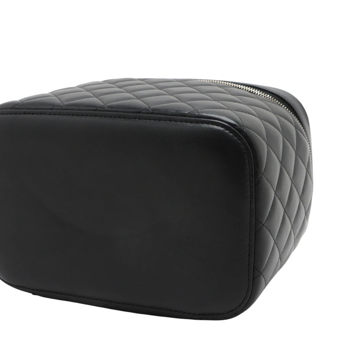 Pre-Loved Vanity Case Handbag Quilted Leather with Gold Hardware, Black
