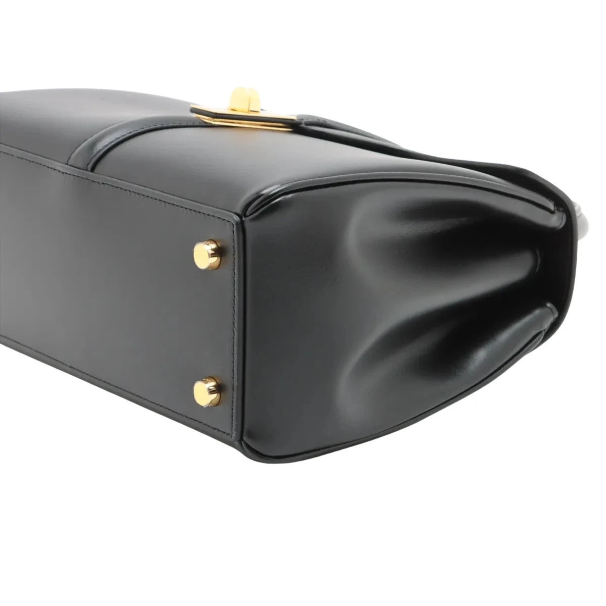 Pre-Loved 16 (Seize) Handbag Leather Small with Gold Hardware, Black