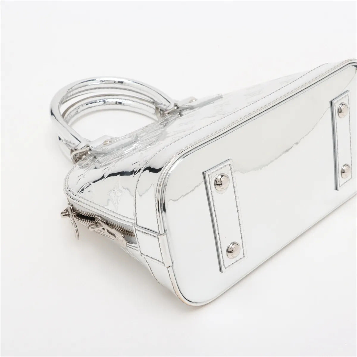 REKLAIM like new pre-owned luxury handbags and watches. Rolex, AP, Richard Mille, Patek Philippe, Audemars Piguet