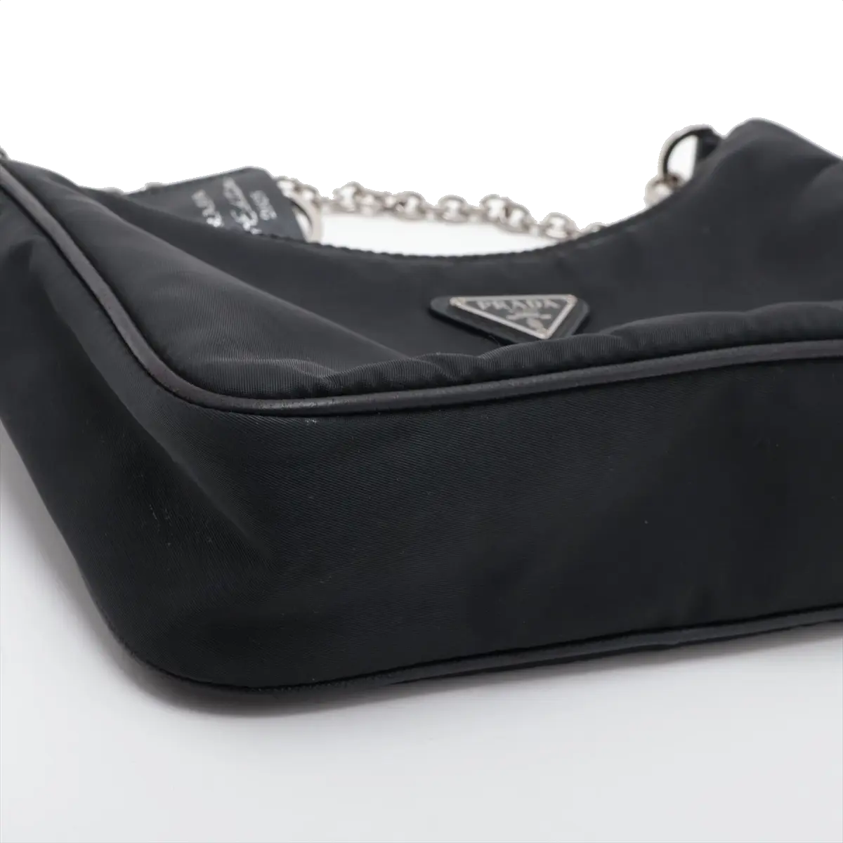 Pre-Loved Re-Edition 2005 Shoulder Bag Re-Nylon with Silver Hardware, Black