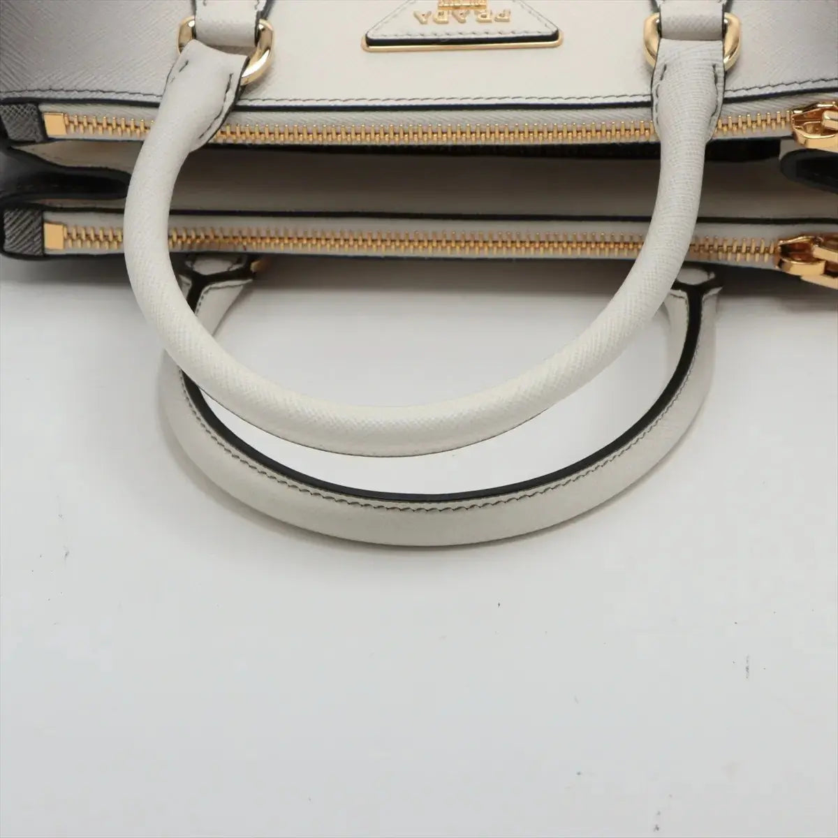 Pre-Loved Galleria Handbag Leather Small with Gold Hardware, Gradient Grey/White