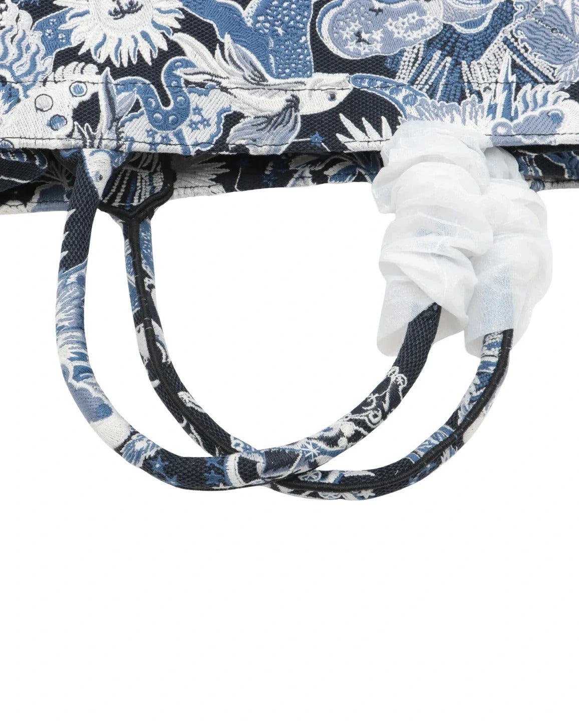 Pre-Loved Book Tote Tote Canvas Embroidered Medium, Blue and White